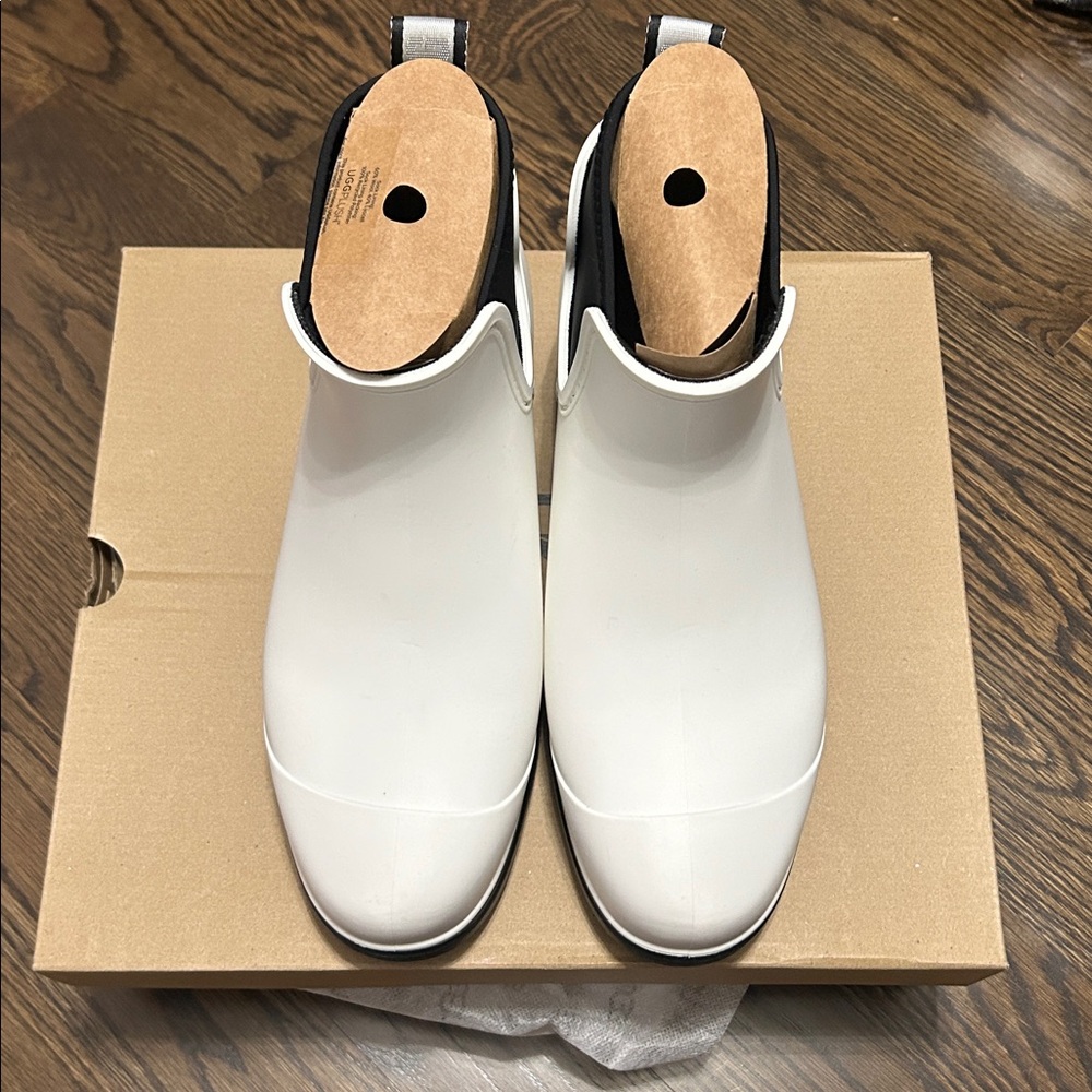 UGG White and Black Droplet Boots